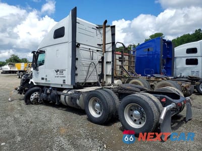 Trzecie zdjęcie samochodu z tyłu: 2014 VOLVO VNL SEMI TRUCK VIN:4V4NC9EH8EN176003 - miniatura