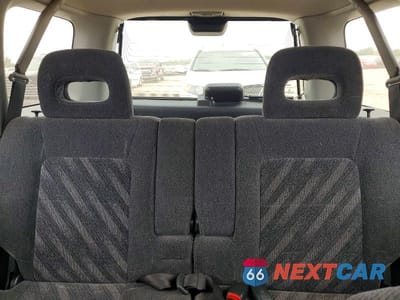 Zdjęcie 10 z 14 samochodu: 1999 HONDA CR-V EX VIN:JHLRD1866XC061696 - miniatura