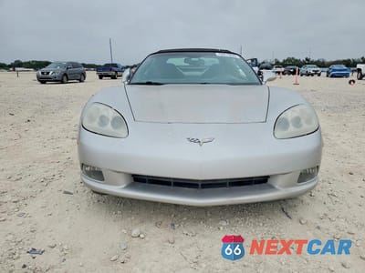 Piąte zdjęcie samochodu w środku: 2005 CHEV CORVETTE VIN:1G1YY34U655123539 - miniatura