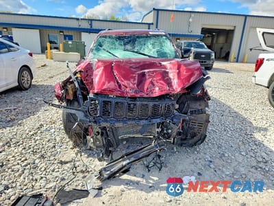 Piąte zdjęcie samochodu w środku: 2024 JEEP GRAND CHEROKEE LIMITED VIN:1C4RJGBG4RC253941 - miniatura