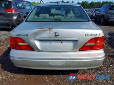Zdjęcie 6 z 12 samochodu: 2002 LEXUS LS 430 VIN:JTHBN30F320058623 - miniatura