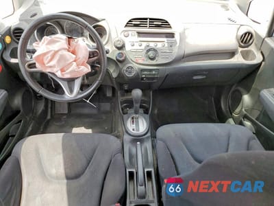 Zdjęcie 8 z 12 samochodu: 2009 HONDA FIT VIN:JHMGE88499S004229 - miniatura