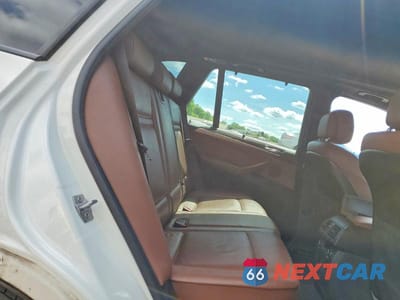Zdjęcie 11 z 13 samochodu: 2013 BMW X5 XDRIVE35I VIN:5UXZV4C53D0E03002 - miniatura