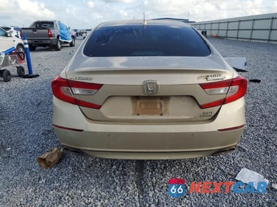 Zdjęcie 6 z 13 samochodu: 2018 HONDA ACCORD TOURING VIN:1HGCV2F94JA053247 - miniatura