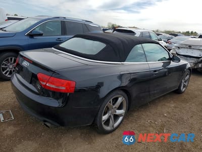 Trzecie zdjęcie samochodu z tyłu: 2011 AUDI A5 PREMIUM PLUS VIN:WAULFAFH1BN008318 - miniatura