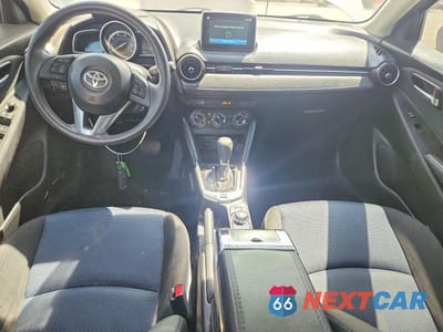 Zdjęcie 8 z 12 samochodu: 2018 TOYOTA YARIS IA BASE VIN:3MYDLBYV6JY321621 - miniatura