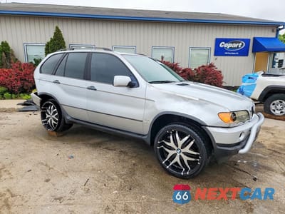 Czwarte zdjęcie samochodu z boku: 2001 BMW X5 3.0I VIN:WBAFA53561LM76035 - miniatura