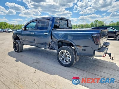 Drugie zdjęcie samochodu z przodu: 2013 NISSAN TITAN SV VIN:1N6BA0ED1DN310214 - miniatura