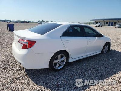Trzecie zdjęcie samochodu z tyłu: 2014 TOYOTA CAMRY SE VIN:4T1BF1FK1EU741114 - miniatura