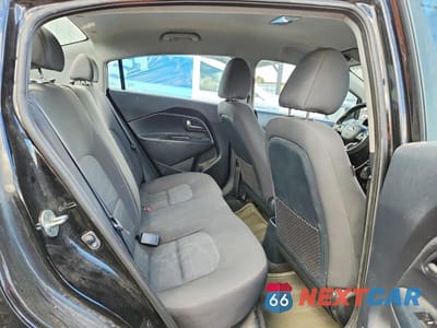 Zdjęcie 10 z 12 samochodu: 2015 KIA RIO LX VIN:KNADM4A32F6455800 - miniatura