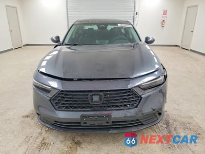Piąte zdjęcie samochodu w środku: 2026 HONDA ACCORD LX VIN:1HGCY1F26TA018393 - miniatura