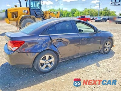 Trzecie zdjęcie samochodu z tyłu: 2015 CHEVROLET CRUZE LT VIN:1G1PC5SB0F7221785 - miniatura
