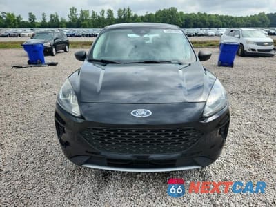 Piąte zdjęcie samochodu w środku: 2021 FORD ESCAPE S VIN:1FMCU0F64MUA95685 - miniatura