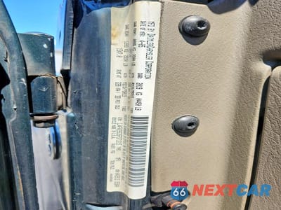 Zdjęcie 14 z 14 samochodu: 2005 JEEP WRANGLER / TJ SE VIN:1J4FA29S35P371315 - miniatura