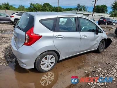 Trzecie zdjęcie samochodu z tyłu: 2019 NISSAN VERSA NOTE SV VIN:3N1CE2CP5KL363079 - miniatura