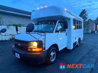 2017 CHEV EXPRESS G3500 1GB3GRBGXH1105601 - główne zdjęcie licytacji z USA - miniatura