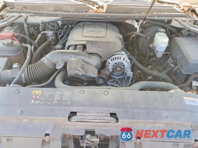 Zdjęcie 12 z 13 samochodu: 2011 GMC YUKON XL DENALI VIN:1GKS2MEF8BR382742 - miniatura