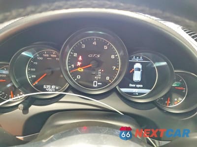 Zdjęcie 9 z 14 samochodu: 2018 PORSCHE CAYENNE GTS VIN:WP1AD2A27JLA80755 - miniatura