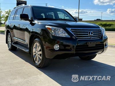 2011 LEXUS LX 570 JTJHY7AX5B4083143 - główne zdjęcie licytacji z USA - miniatura