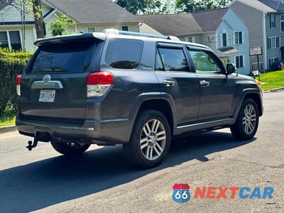 Czwarte zdjęcie samochodu z boku: 2012 TOYOTA 4RUNNER LIMITED VIN:JTEBU5JR6C5087302 - miniatura