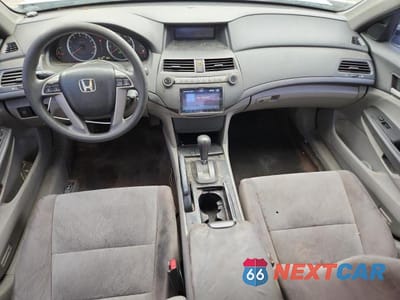 Zdjęcie 8 z 12 samochodu: 2010 HONDA ACCORD LX VIN:1HGCP2F35AA065834 - miniatura