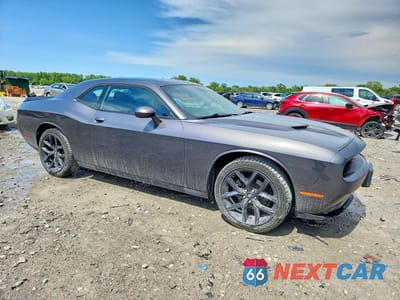 Czwarte zdjęcie samochodu z boku: 2019 DODGE CHALLENGER SXT VIN:2C3CDZAG9KH736391 - miniatura