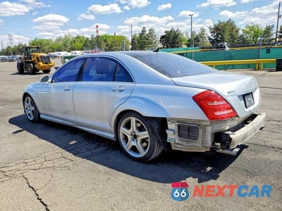 Drugie zdjęcie samochodu z przodu: 2007 MERCEDES-BENZ S 550 4MATIC VIN:WDDNG86X47A147808 - miniatura
