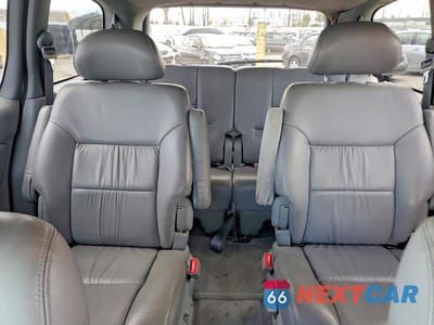 Zdjęcie 10 z 13 samochodu: 1999 TOYOTA SIENNA XLE VIN:4T3ZF13C9XU120905 - miniatura