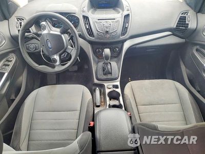 Zdjęcie 8 z 14 samochodu: 2016 FORD ESCAPE SE VIN:1FMCU0G74GUC81450 - miniatura