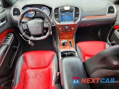 Zdjęcie 8 z 12 samochodu: 2012 CHRYSLER 300 VIN:2C3CCAAG6CH313080 - miniatura