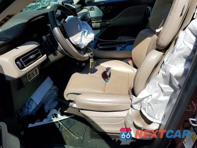Zdjęcie 7 z 13 samochodu: 2023 LINCOLN AVIATOR RESERVE VIN:5LM5J7XC6PGL02513 - miniatura