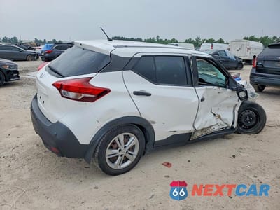 Trzecie zdjęcie samochodu z tyłu: 2020 NISSAN KICKS S VIN:3N1CP5BV4LL570284 - miniatura