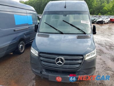 Piąte zdjęcie samochodu w środku: 2019 MERCEDES BENZ SPRINTER 2500/3500 DELIVERY VAN VIN:WD4PF1CD8KP147670 - miniatura