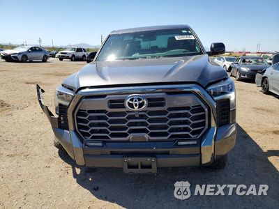 Piąte zdjęcie samochodu w środku: 2026 TOYOTA TUNDRA PLATINUM HV VIN:5TFWC5DB4TX122754 - miniatura