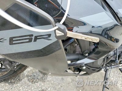 Zdjęcie 8 z 9 samochodu: 2026 KAWASAKI ZX636 K VIN:JKBZXJJ12TA039130 - miniatura