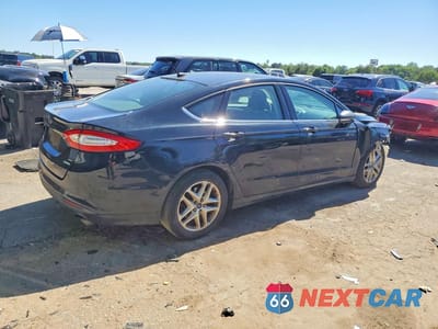 Trzecie zdjęcie samochodu z tyłu: 2016 FORD FUSION SE VIN:3FA6P0HDXGR377920 - miniatura