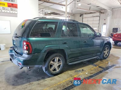Trzecie zdjęcie samochodu z tyłu: 2005 CHEVROLET TRAILBLAZER LS VIN:1GNDT13S352174384 - miniatura