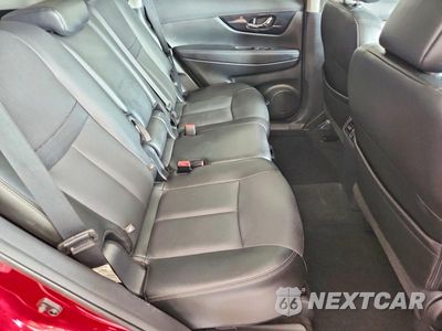Zdjęcie 10 z 12 samochodu: 2017 NISSAN ROGUE S VIN:5N1AT2MT4HC799881 - miniatura