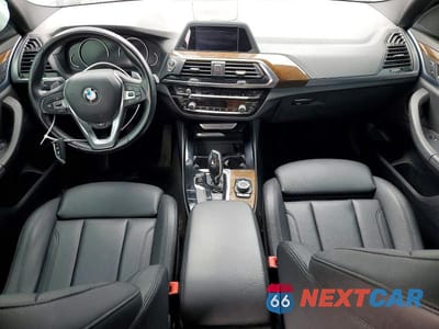 Zdjęcie 8 z 12 samochodu: 2018 BMW X3 XDRIVE30I VIN:5UXTR9C50JLC80079 - miniatura