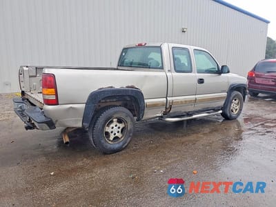 Trzecie zdjęcie samochodu z tyłu: 2001 CHEVROLET SILVERADO K1500 VIN:1GCEK19T21E211918 - miniatura