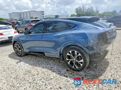 Drugie zdjęcie samochodu z przodu: 2023 FORD MUSTANG MACH-E PREMIUM VIN:3FMTK3R71PMA12654 - miniatura