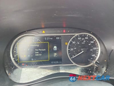 Zdjęcie 9 z 13 samochodu: 2019 NISSAN KICKS SR VIN:3N1CP5CU4KL569799 - miniatura