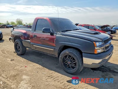 Czwarte zdjęcie samochodu z boku: 2004 CHEVROLET SILVERADO K1500 VIN:1GCEK14V14Z107491 - miniatura