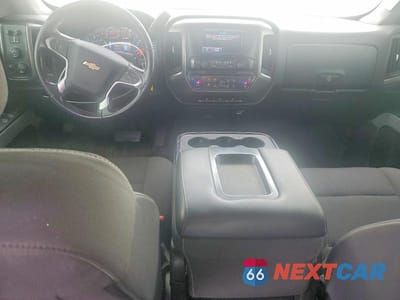 Zdjęcie 8 z 12 samochodu: 2018 CHEVROLET SILVERADO K1500 LT VIN:3GCUKRECXJG303531 - miniatura