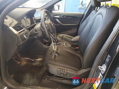 Zdjęcie 7 z 12 samochodu: 2020 BMW X1 XDRIVE28I VIN:WBXJG9C0XL5P48829 - miniatura