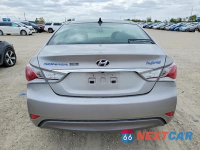 Zdjęcie 6 z 13 samochodu: 2011 HYUNDAI SONATA HYBRID VIN:KMHEC4A40BA018318 - miniatura