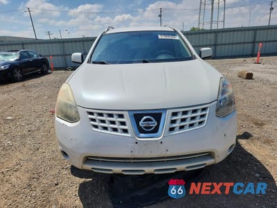 Piąte zdjęcie samochodu w środku: 2010 NISSAN ROGUE S VIN:JN8AS5MV8AW119337 - miniatura