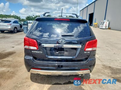 Zdjęcie 6 z 13 samochodu: 2011 KIA SORENTO SX VIN:5XYKWDA23BG121584 - miniatura