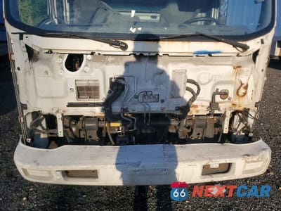Zdjęcie 9 z 10 samochodu: 2016 ISUZU NPR HD VIN:54DC4W1B5GS805359 - miniatura