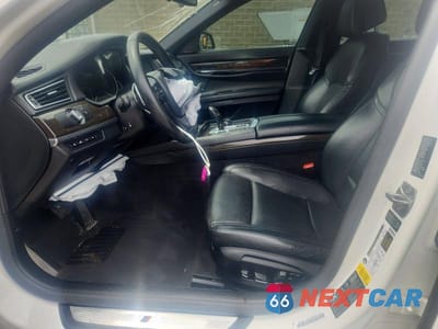 Zdjęcie 7 z 13 samochodu: 2014 BMW 750 LXI VIN:WBAYF8C56ED141806 - miniatura